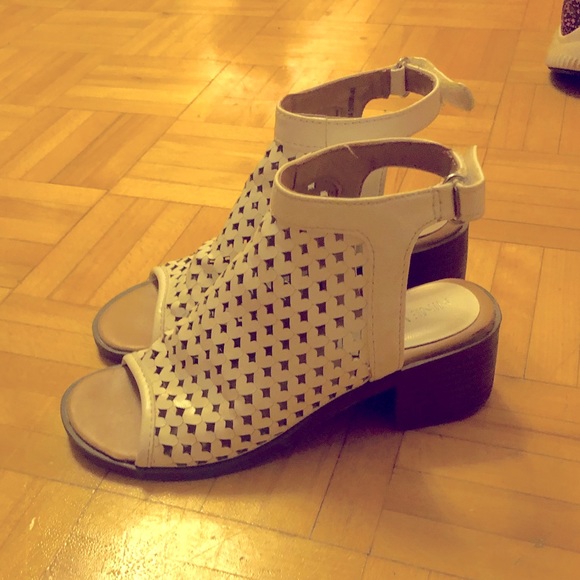 Nine west shoes - Picture 2 of 3